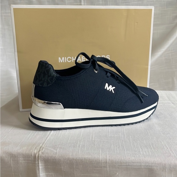 MICHAEL Michael Kors Shoes Womens Monique Knit Trainer Laceup Retro